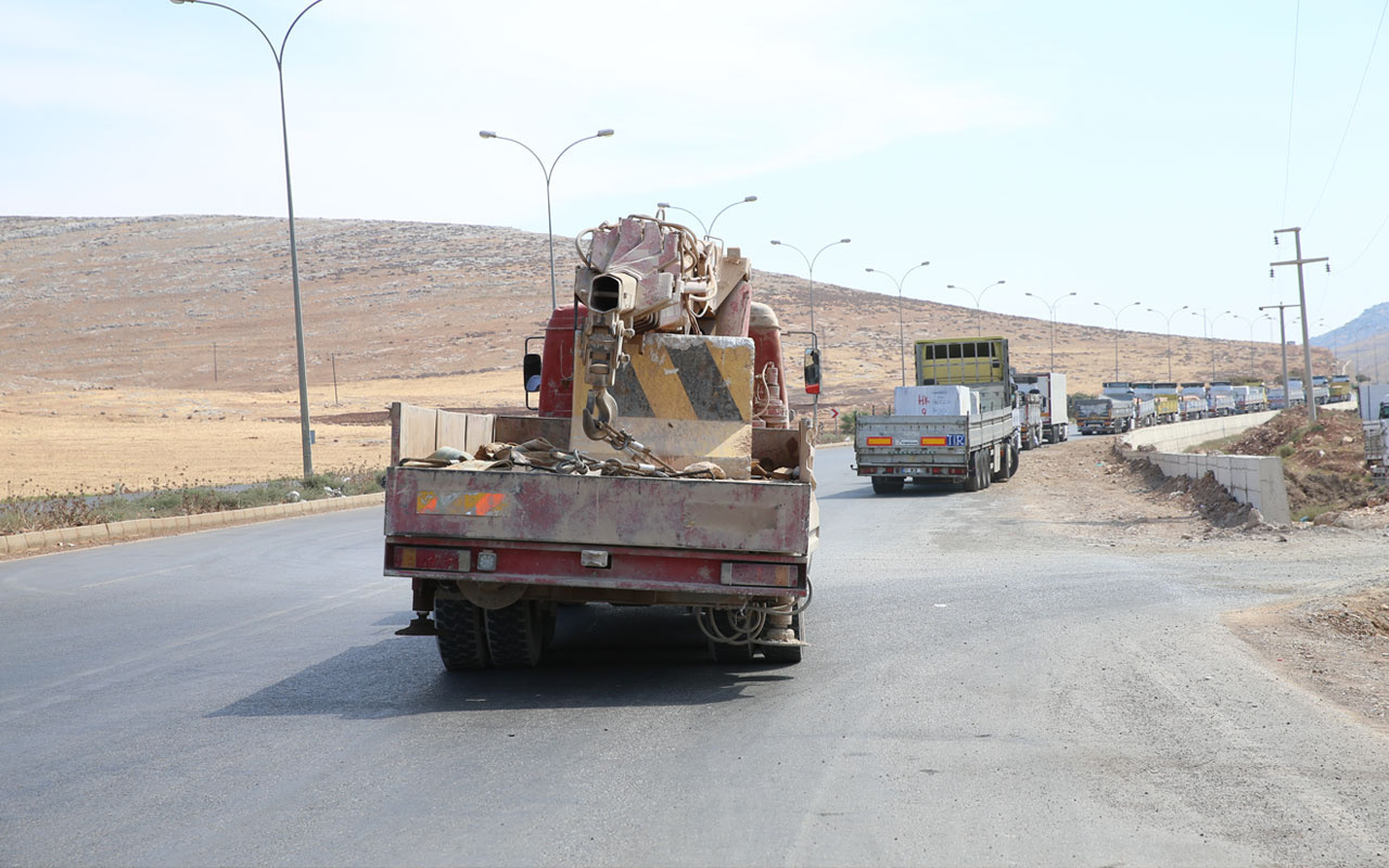Suriye sınır hattımız güçleniyor! 9 tonluk beton mevziler ulaştı