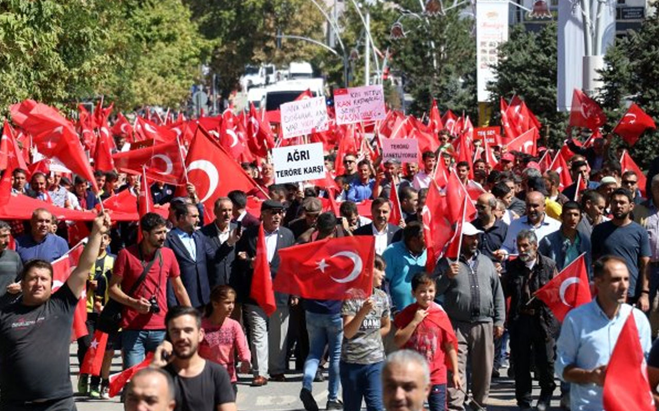 Doğu illerinde teröre tepki yürüyüşlerinde tek yürek olundu