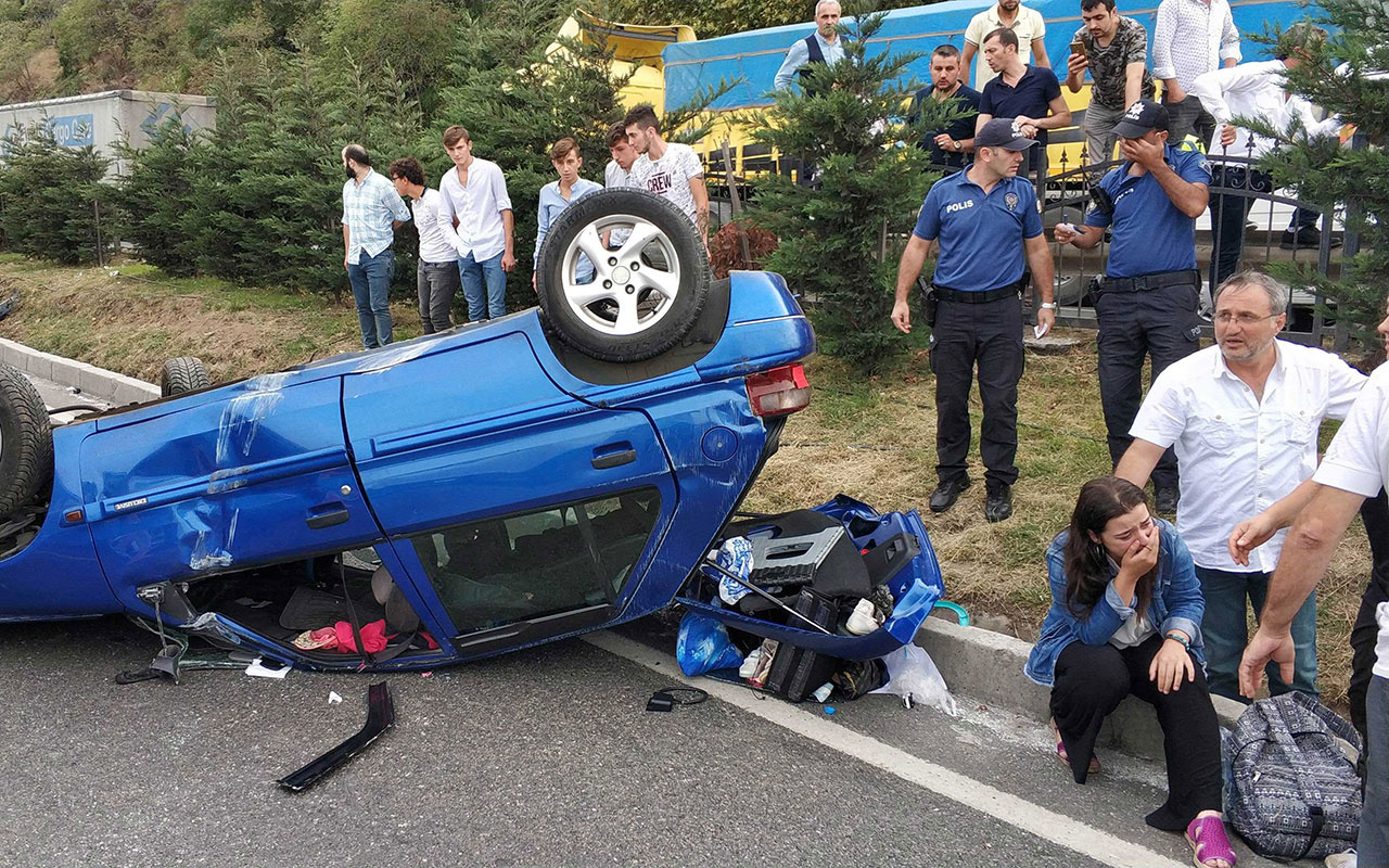 Samsun’da yemekten dönen aile kaza yaptı 9 yaralı