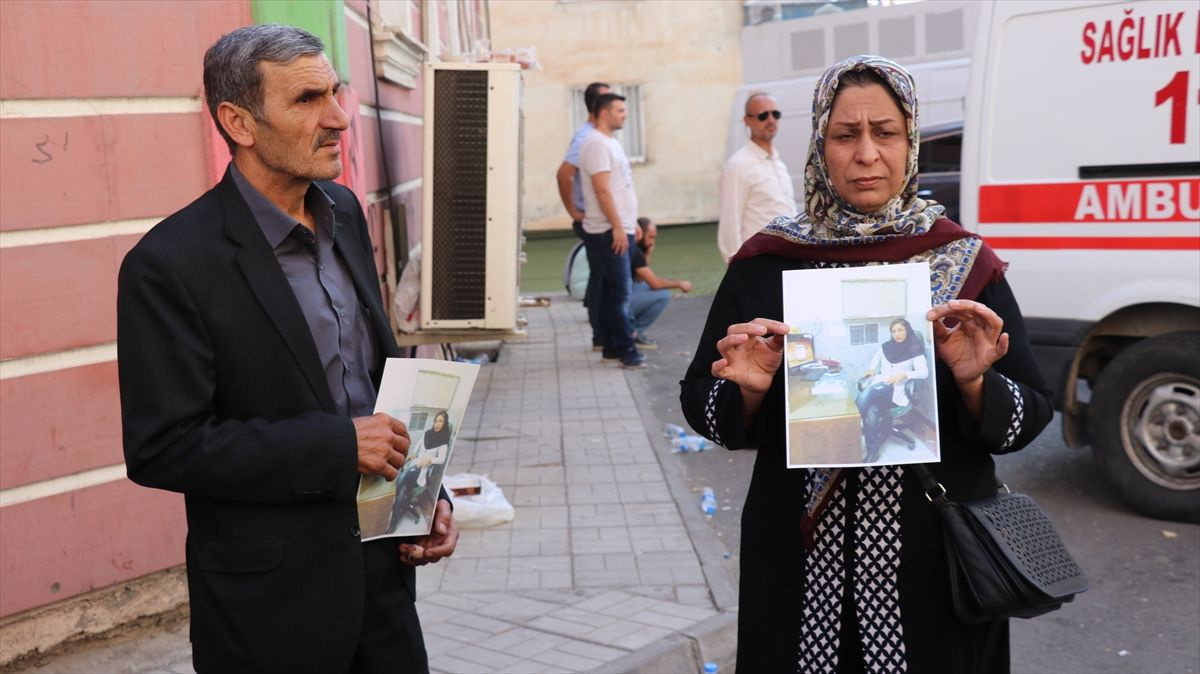 Diyarbakır'da annelerin evlat nöbeti ülke sınırlarını aştı sürüyor! İran'dan 5 aile daha katıldı