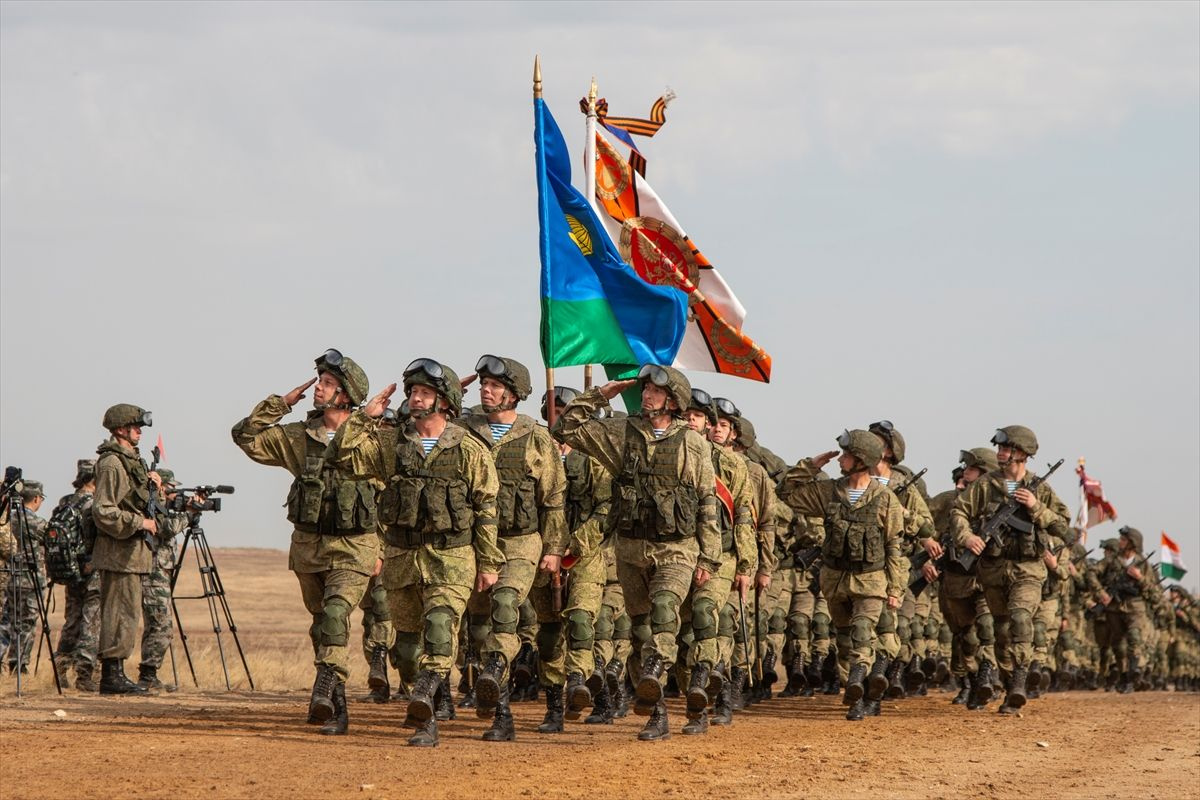 Rusya'nın güneyinde Merkez-2019 askeri tatbikatına başlandı