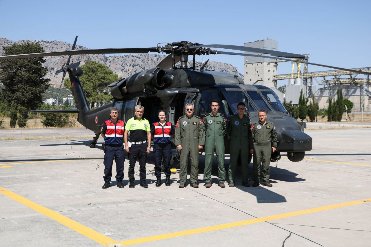 Antalya'da helikopterli trafik denetiminde sürücülere 30 sürücüye ceza