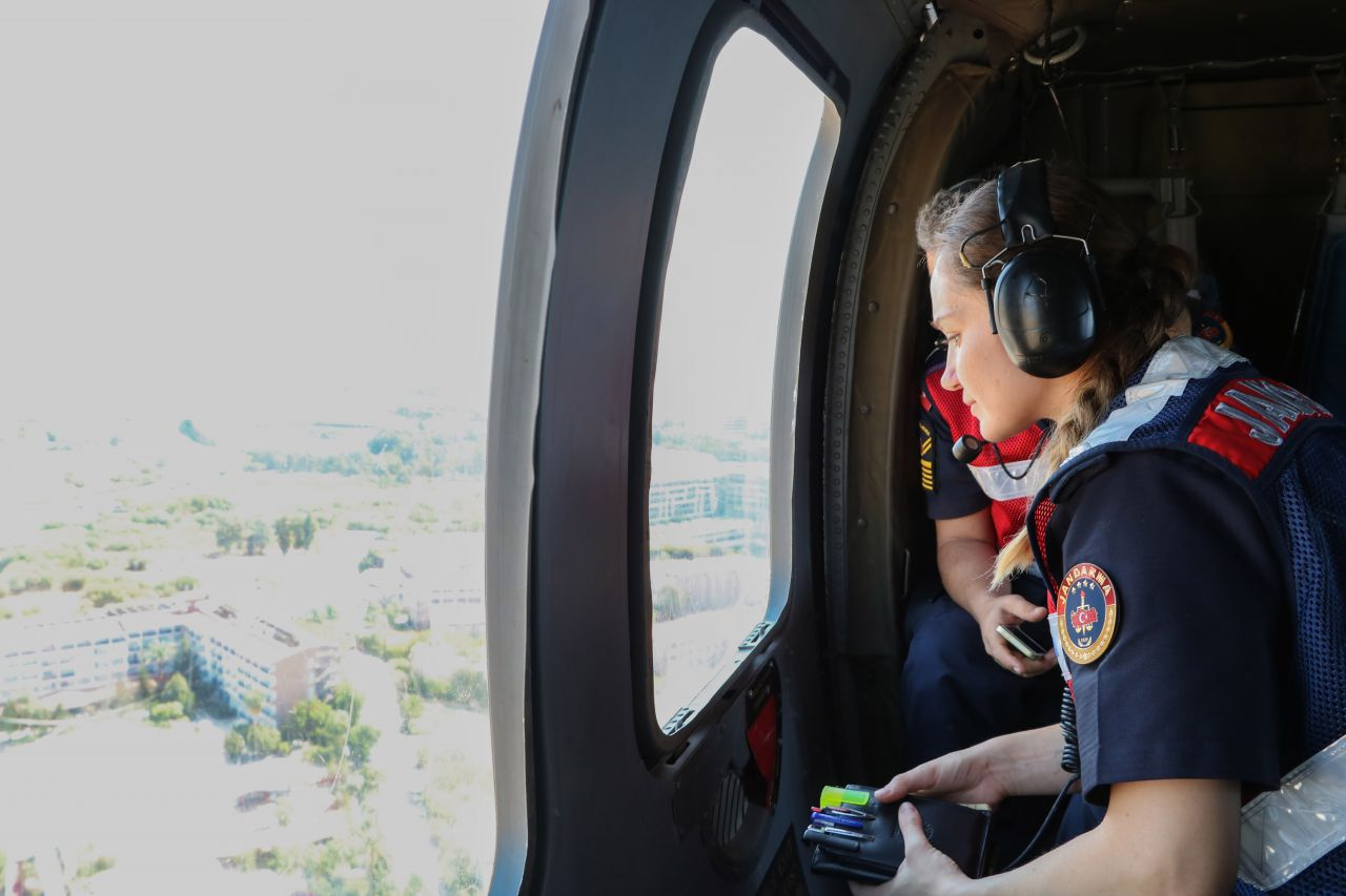 Antalya'da helikopterli trafik denetiminde sürücülere 30 sürücüye ceza