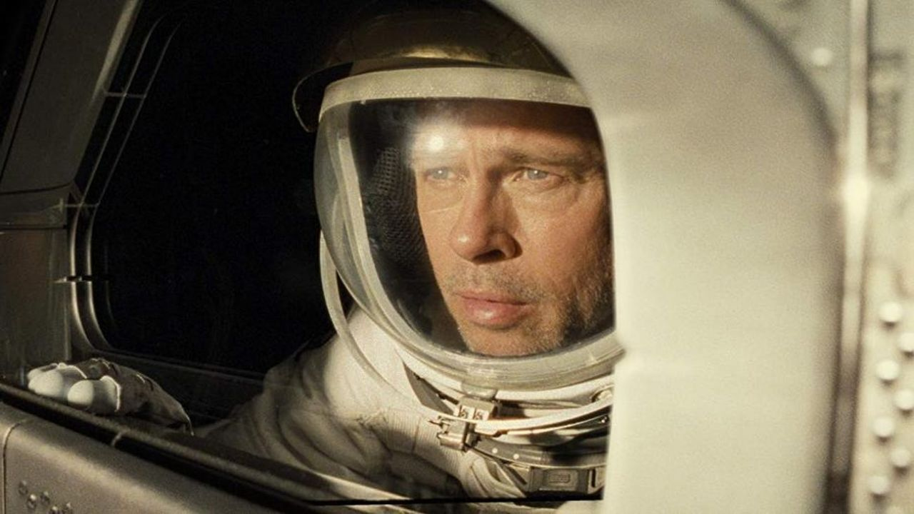 Astronotu canlandıracak olan Brad Pitt uzaydaki astronot Nick Hague ile röportaj yaptı