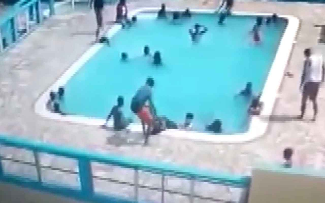 15 yaşındaki kızı suyun altında tutarak boğdu!