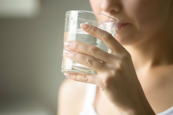 Su diyeti ile bir haftada 7 kilo verin! İşte su içerek zayıflamanın en kolay yolu