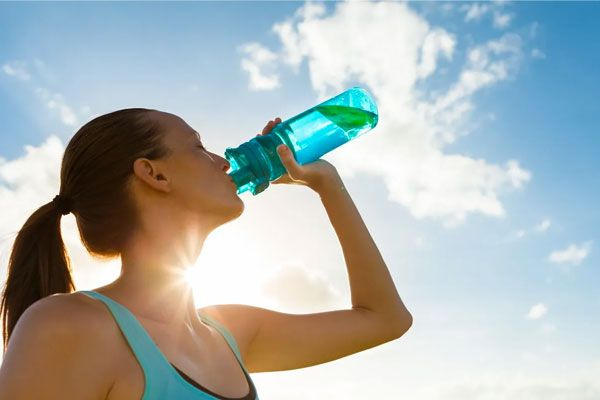 Su diyeti ile bir haftada 7 kilo verin! İşte su içerek zayıflamanın en kolay yolu