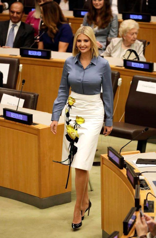 Ivanka Trump BM'de göğüs uçlarını gösterdi! ABD başkanının kızı olay