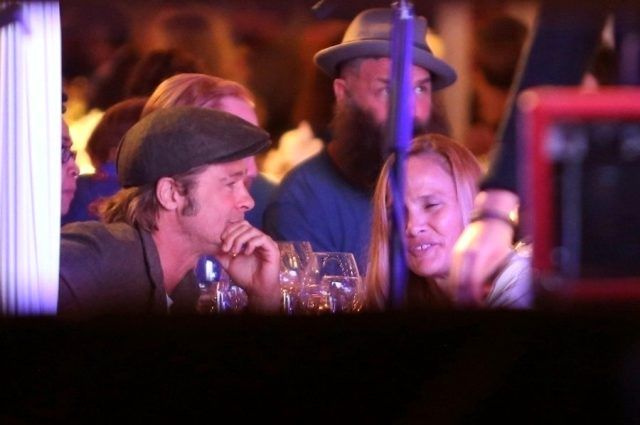 Angelina Jolie'den boşanan Brad Pitt'in yeni sevgilisi Sat Hari Khalsa bakın kim