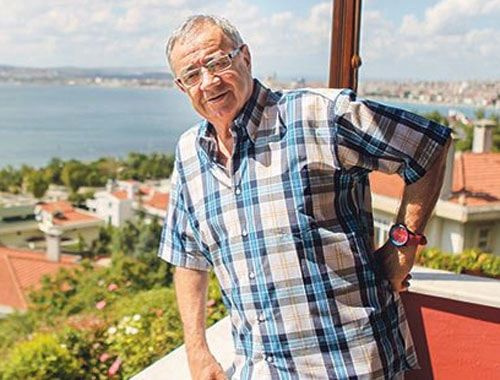 'Ateşböceği Ercan' olarak biliniyordu! Usta oyuncu Ercan Bostancıoğlu hastaneye kaldırıldı