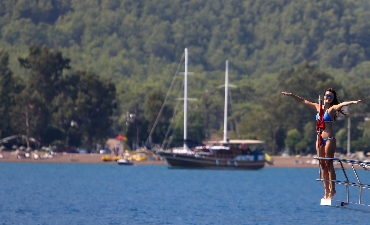 Antalya Kumluca'daki Suluada bu yıl sezonu bir ay daha geç kapatacak