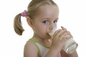 Çocuklukta süt tüketiminin önemi...Çocuklar ne kadar süt tüketmeli?