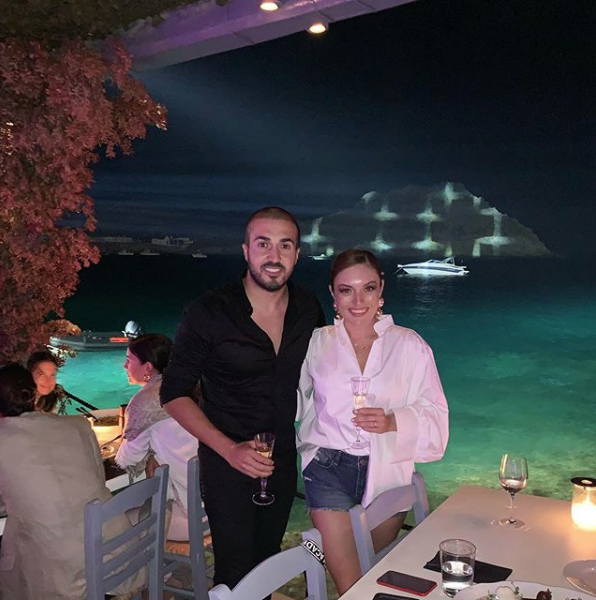 Ezgi Mola işletmeci sevgilisi Mustafa Aksakallı ile evleniyor