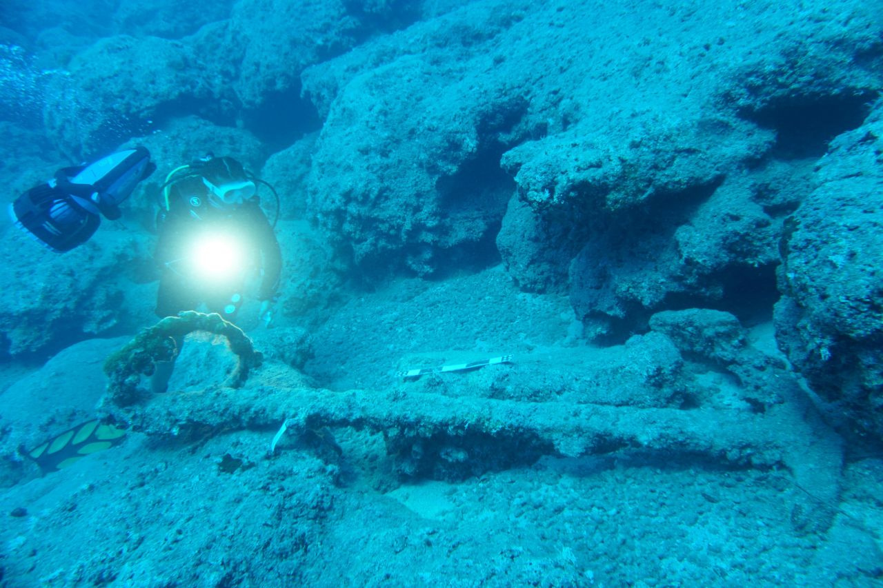 Antalya'da 2 bin yıllık 27 gemi batığı bulundu antik testilerden bakın ne çıktı!
