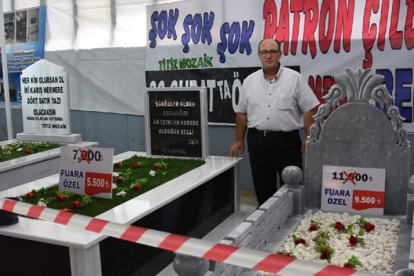 Çanakkale'de fuara özel indirimli mezarlar şaşırttı! 700 TL'den başlıyor