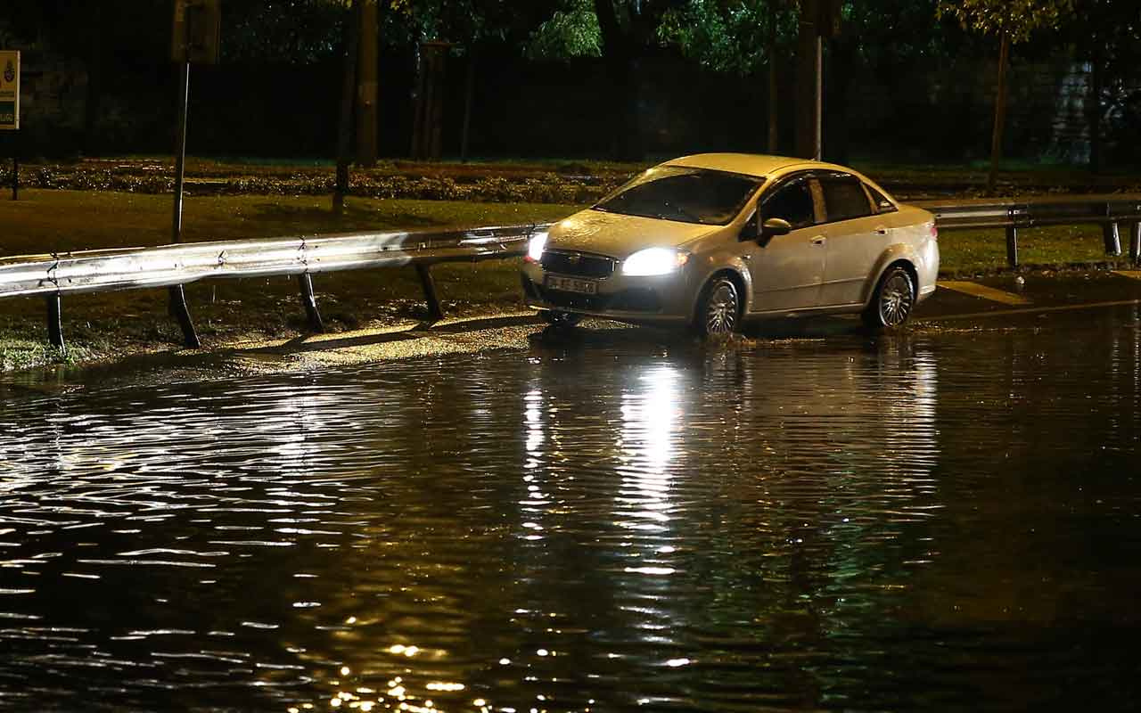 İstanbul'da kuvvetli fırtına ve sağanak