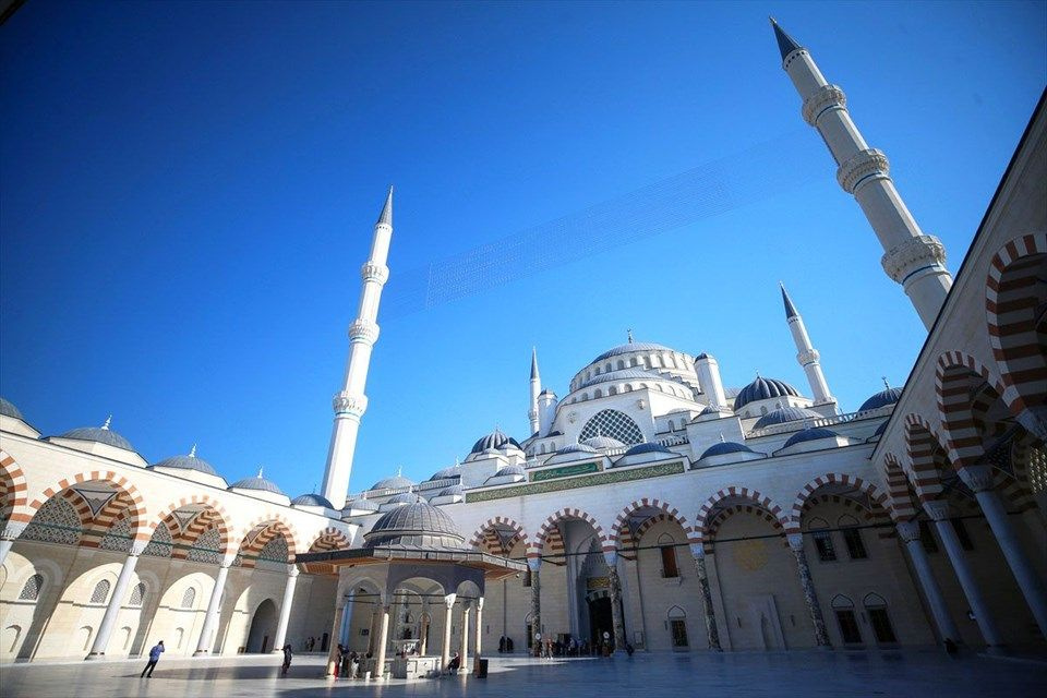 Büyük Çamlıca Camisini bakın kaç kişi ziyaret etti? Bilmeniz gerekenler ilginç detaylar
