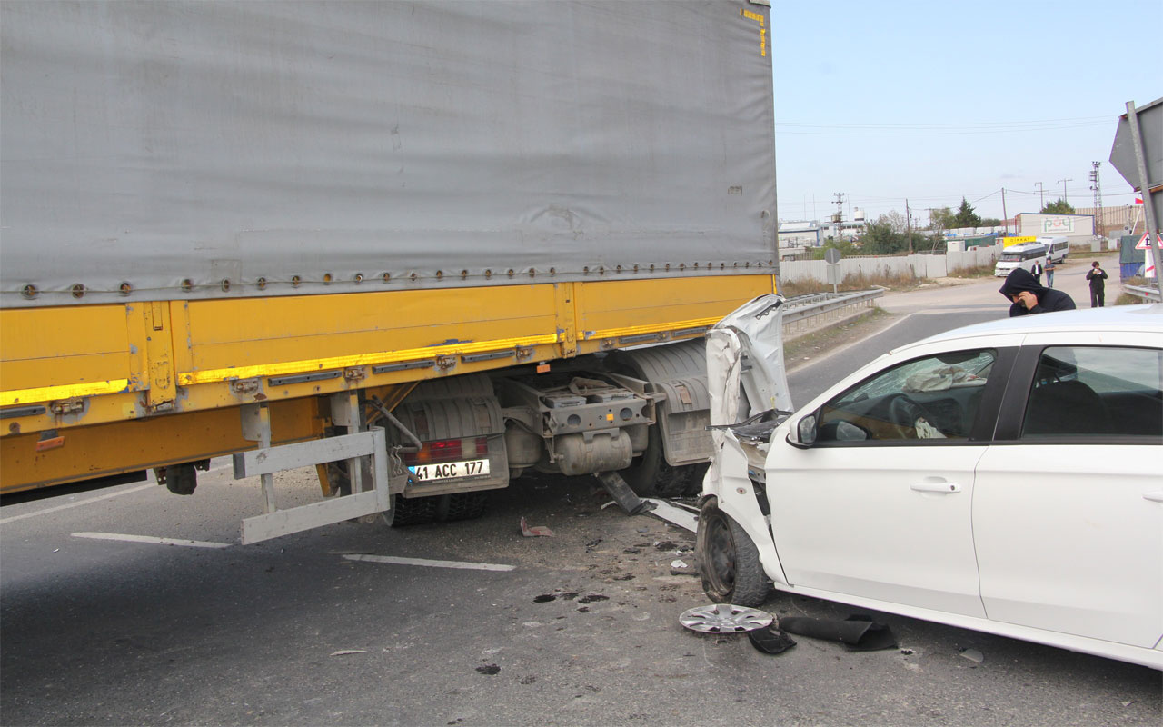 Tekirdağ'da feci kaza: 2'si çocuk 5 yaralı