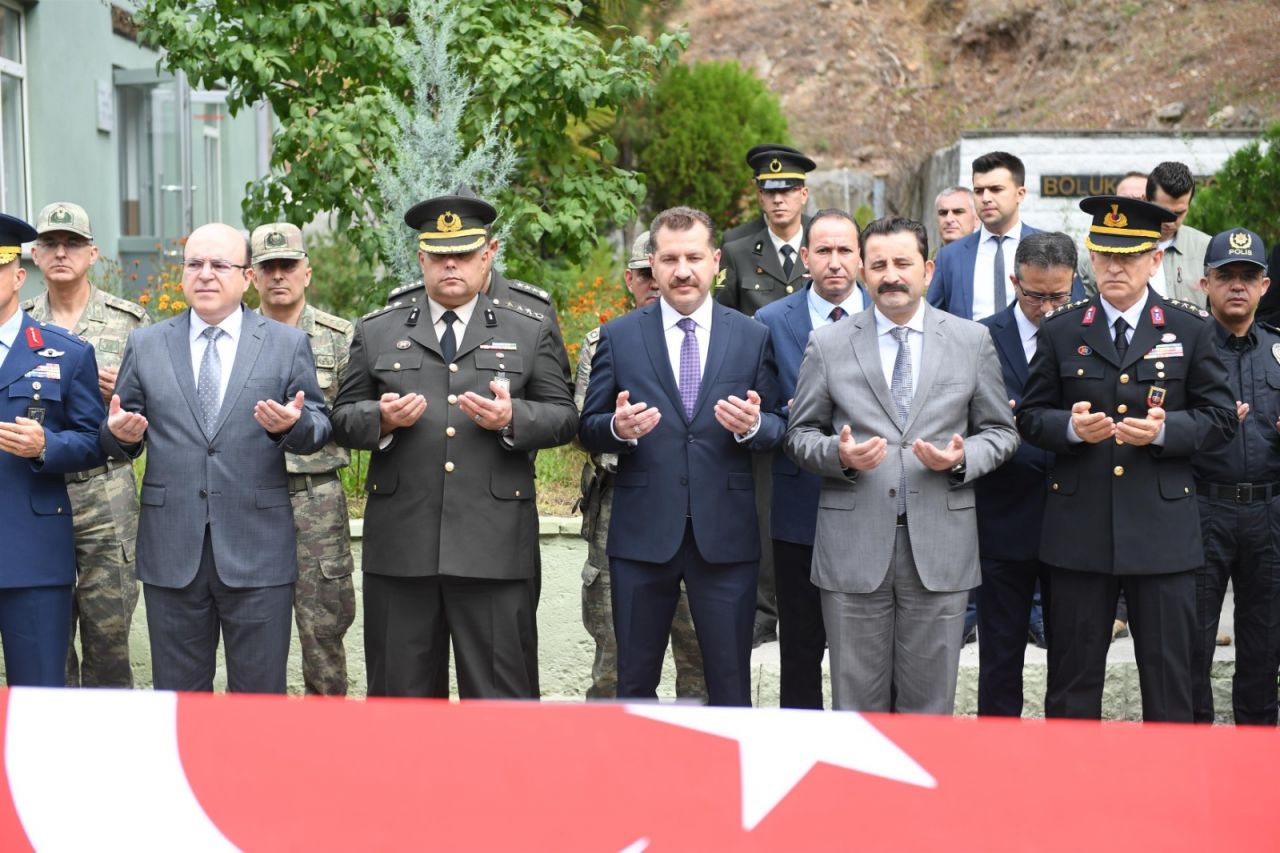 Balıkesir'de kalp krizi geçiren asker Oğuzhan Erdoğan şehit oldu
