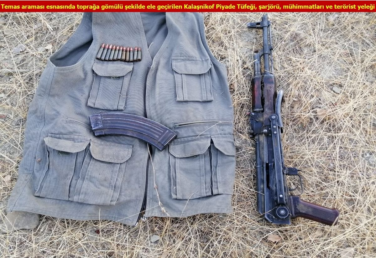 Diyarbakır'da terör örgütü PKK'ya büyük darbe! Tonlarca esrar ele geçirildi