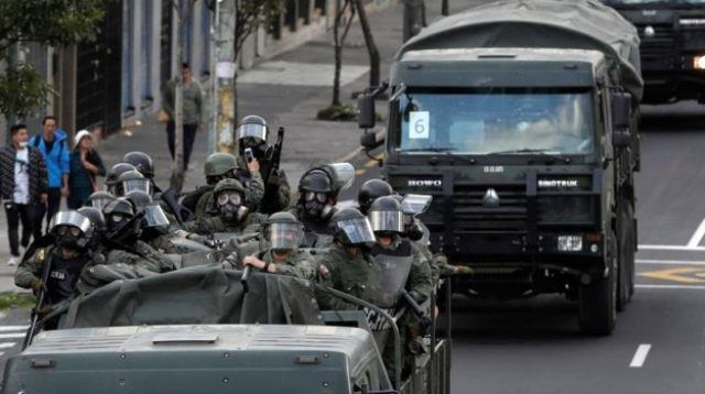 Ekvador'da protestolar! Ordu devrede Başkent'te sokağa çıkma yasağı
