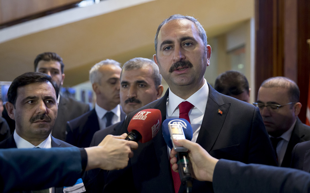 Adalet Bakanı Abdulhamit Gül:  Bu mücadele bir meşru müdafaadır