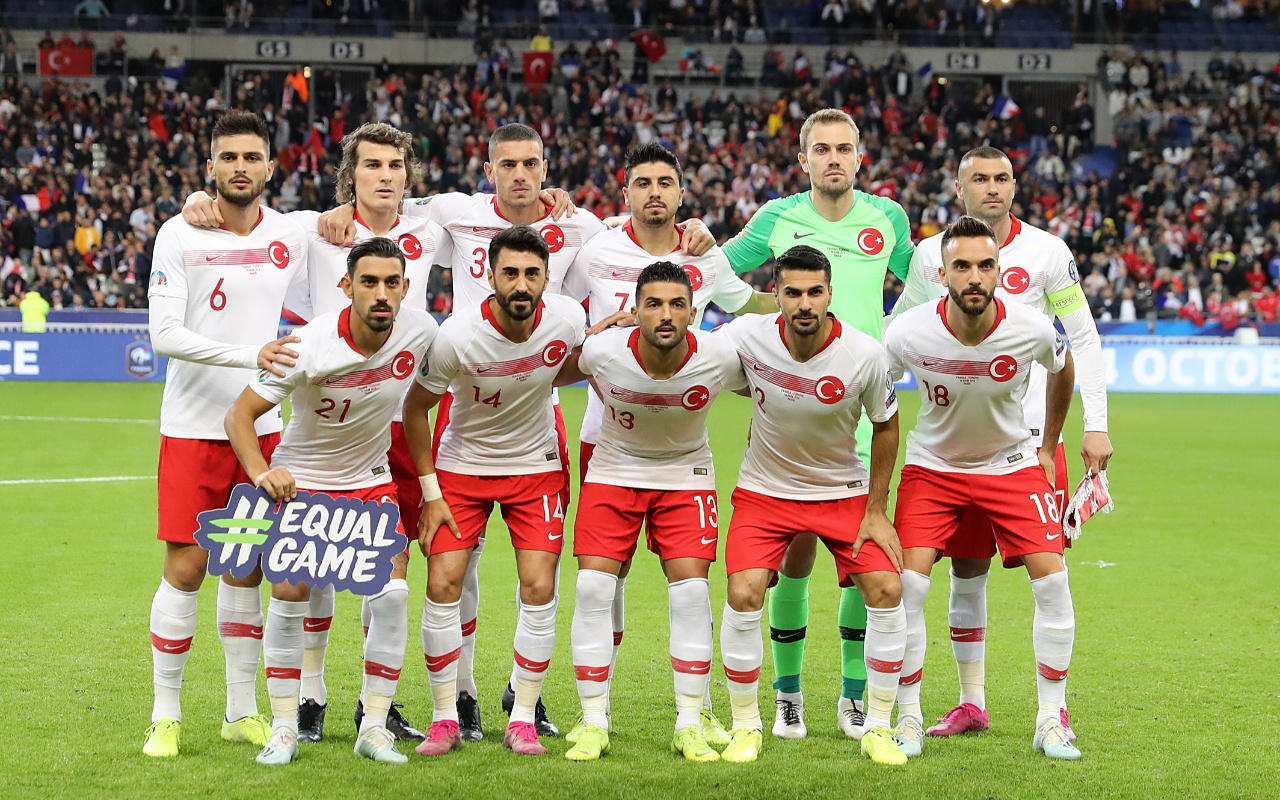 UEFA haftanın 11'ine 2 Türk ismi seçti