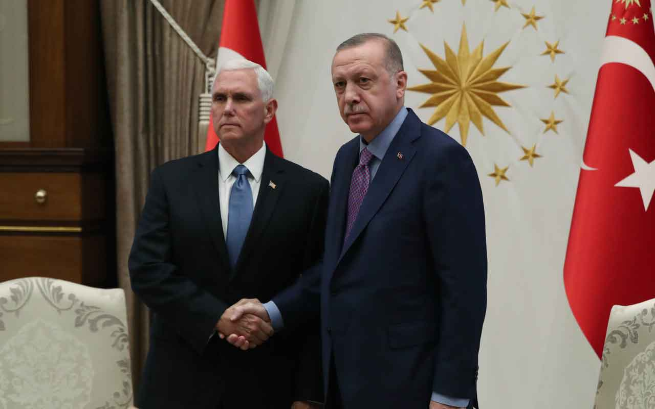 Cumhurbaşkanı Erdoğan Mike Pence'i kabul etti