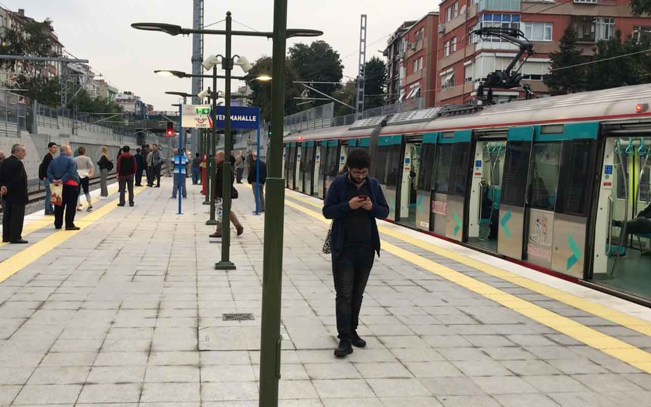 Koltuk yandı Marmaray seferi aksadı