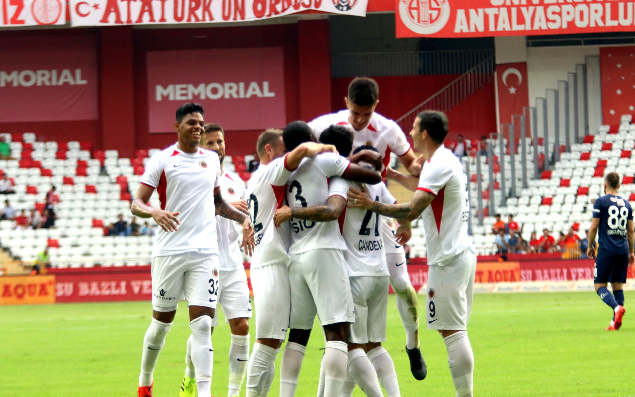 Gençlerbirliği'nden Antalyaspor'a yarım düzine gol