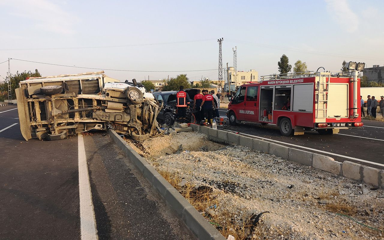 Mardin'de zincirleme kaza 1 ölü başsavcı ile 6 kişi yaralı