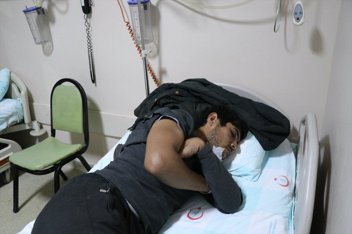Yunanistan'ın yaptığı vicdansızlığa bak yaralı göçmenleri zorla geri gönderiyor