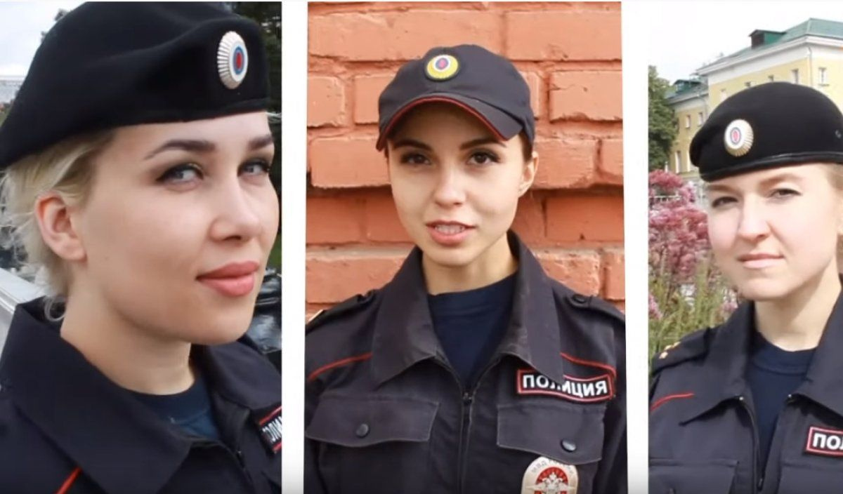 Rus polisi aldığı şiddet eleştirilerinden sonra kadın polisler imaj düzeltiyor