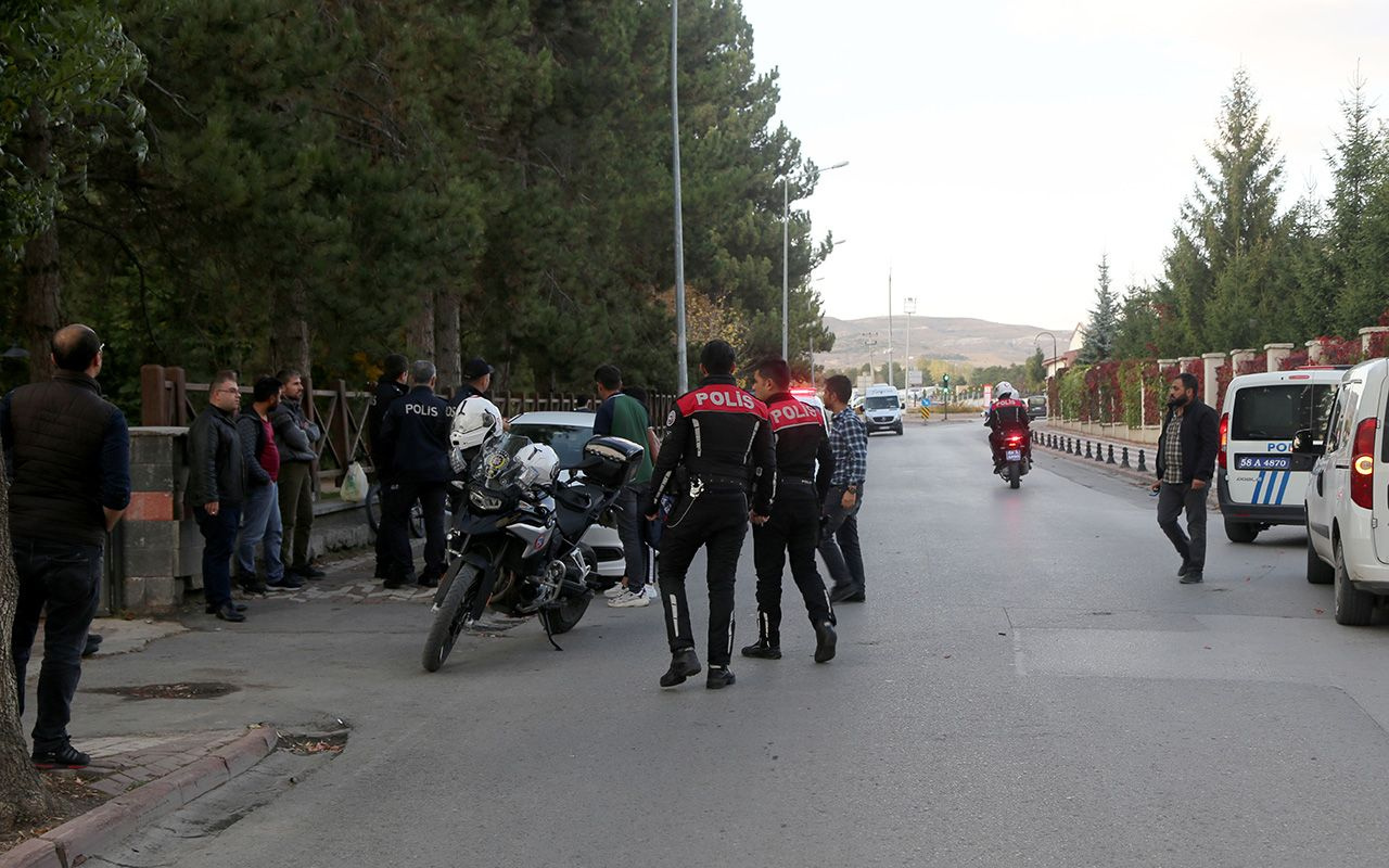 Sivas'ta öğrenciler arasında bıçaklı kavga 1 ölü 1 yaralı