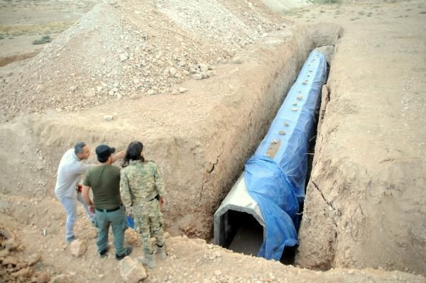 YPG’liler Tel Abyad’ı köstebek yuvasına çevirmiş! Labirent tüneller kapatılıyor