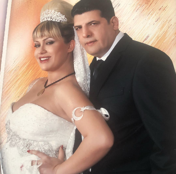 Yatakta atletli poz başına bela oldu Yeliz Yeşilmen'in eşi Ali Uğur Akbaş'a büyük şok