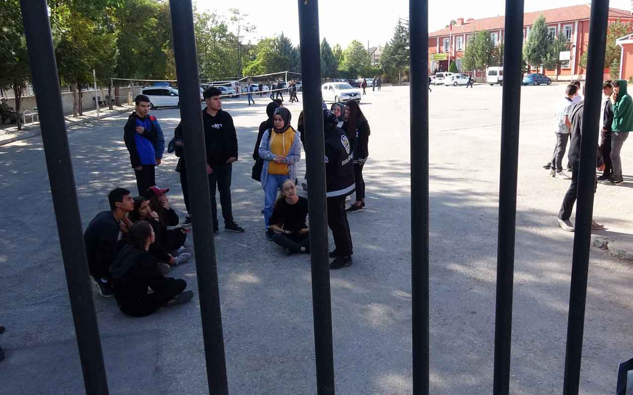 Konya'da lisede öğrencilere taciz şüphelisi hademeye gözaltı