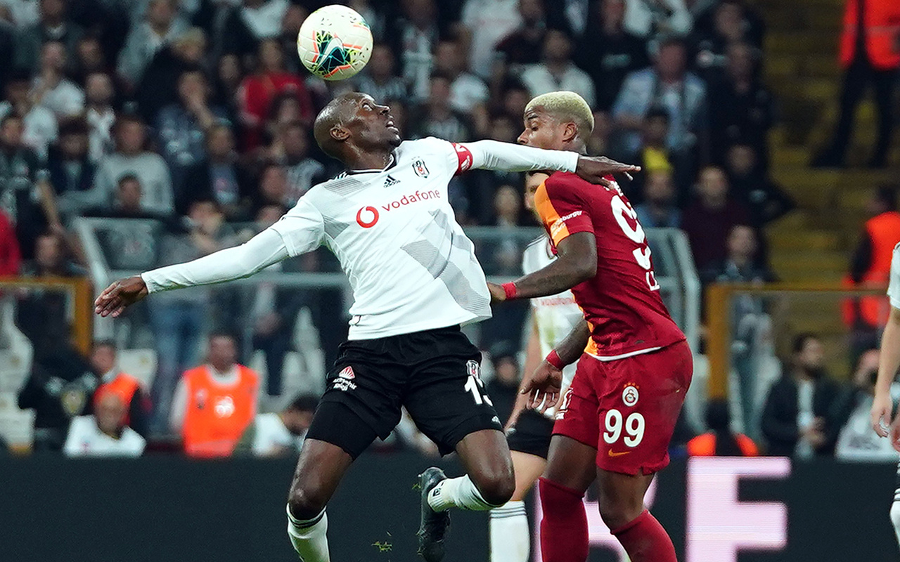 Beşiktaş derbi galibiyetiyle lige tutundu