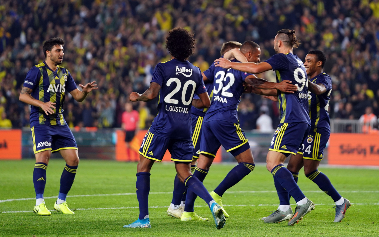 Fenerbahçe'de limit operasyonu 6 futbolcu yolcu