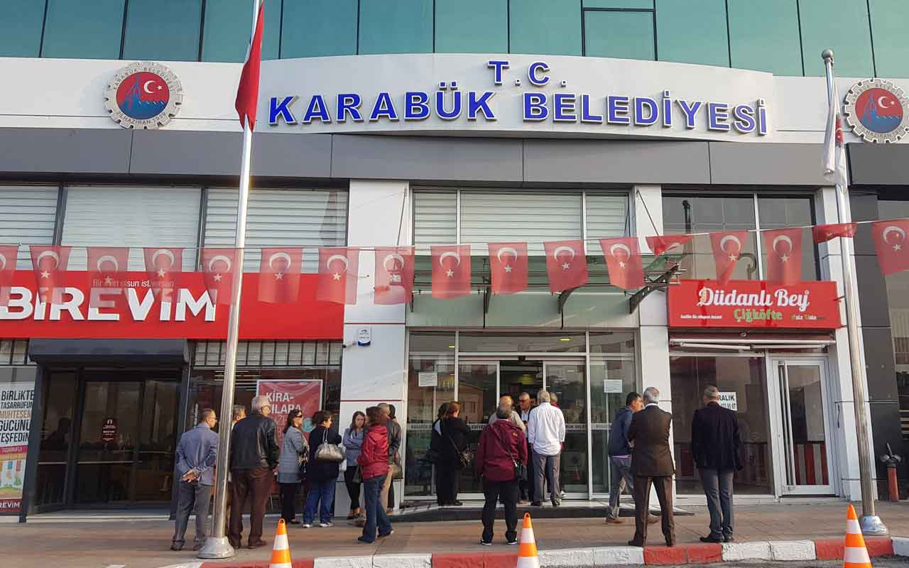 Karabük Belediye Başkanı işe geç gelen işçi ve memurları belediye almadı