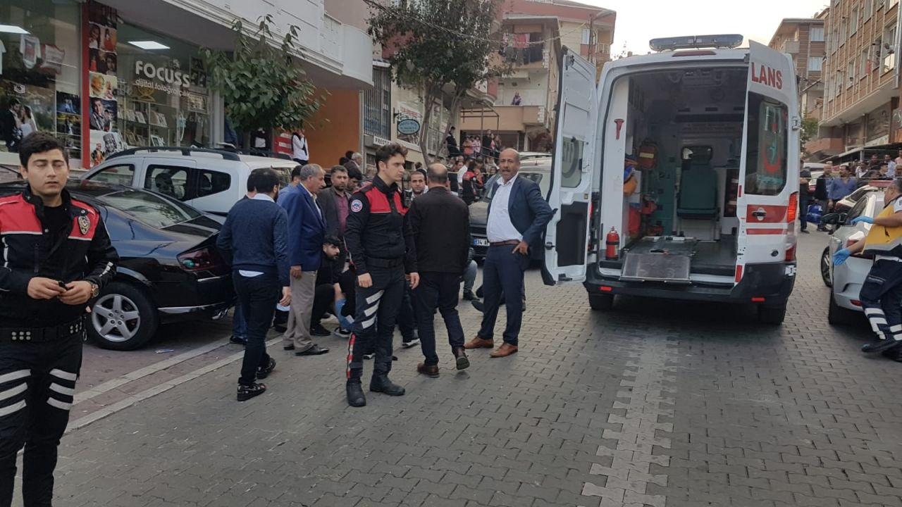 İstanbul Esenyurt'ta internet kafeye silahlı saldırı 5 yaralı