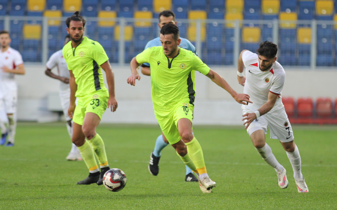 Gençlerbirliği kupada 3. Lig ekibi Esenler Erokspor'a elendi