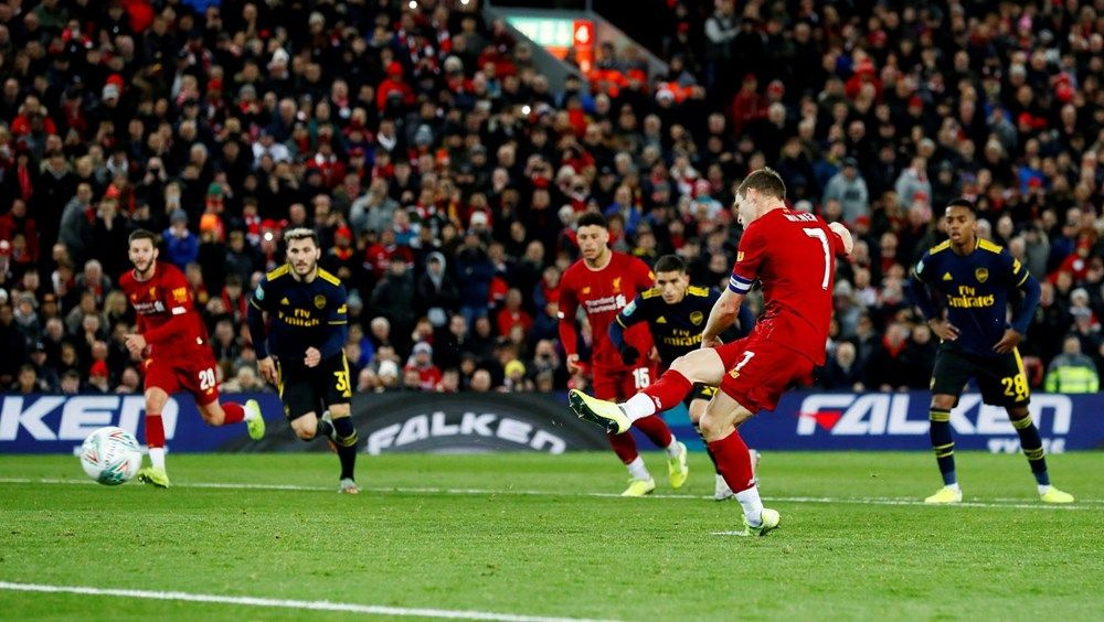10 gollü tarihi maçta Liverpool Arsenal'ı penaltılarla geçti