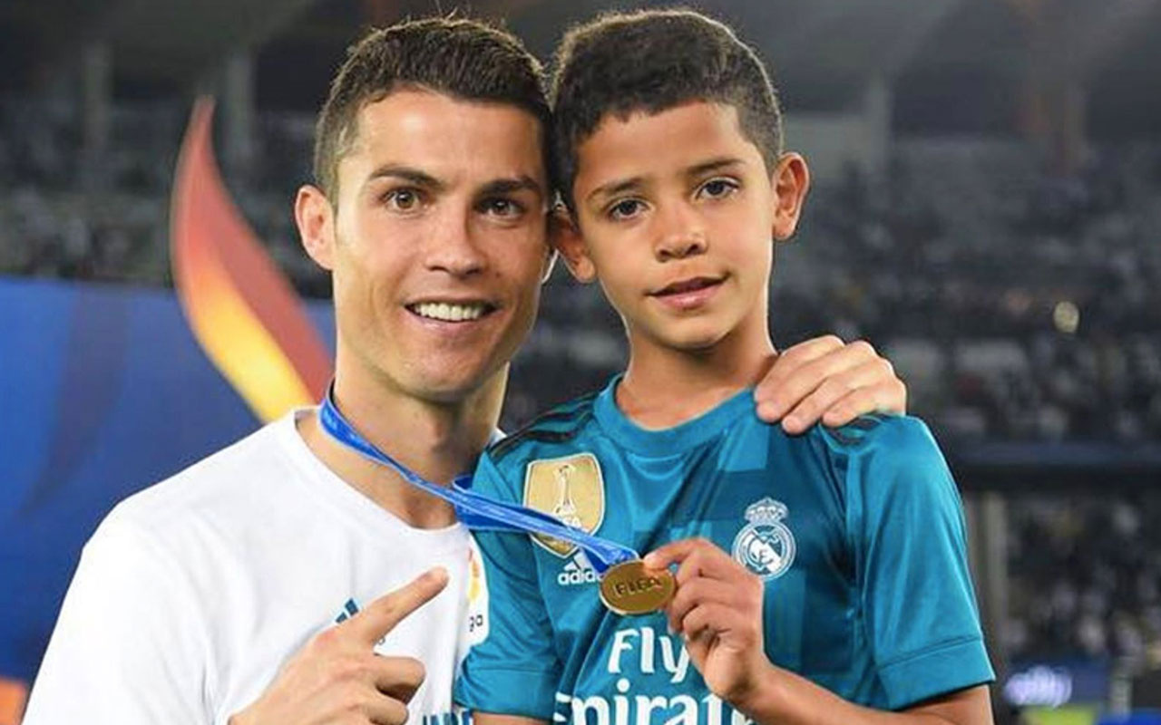 Cristiano Ronaldo'nun 9 yaşındaki oğlu rekorları altüst ediyor