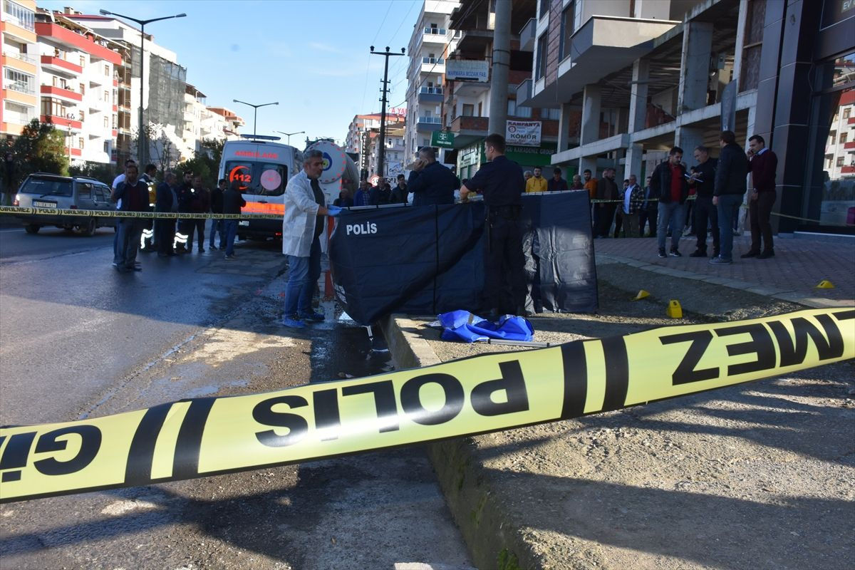 Trabzon'da silahlı saldırı 1 ölü 1 yaralı