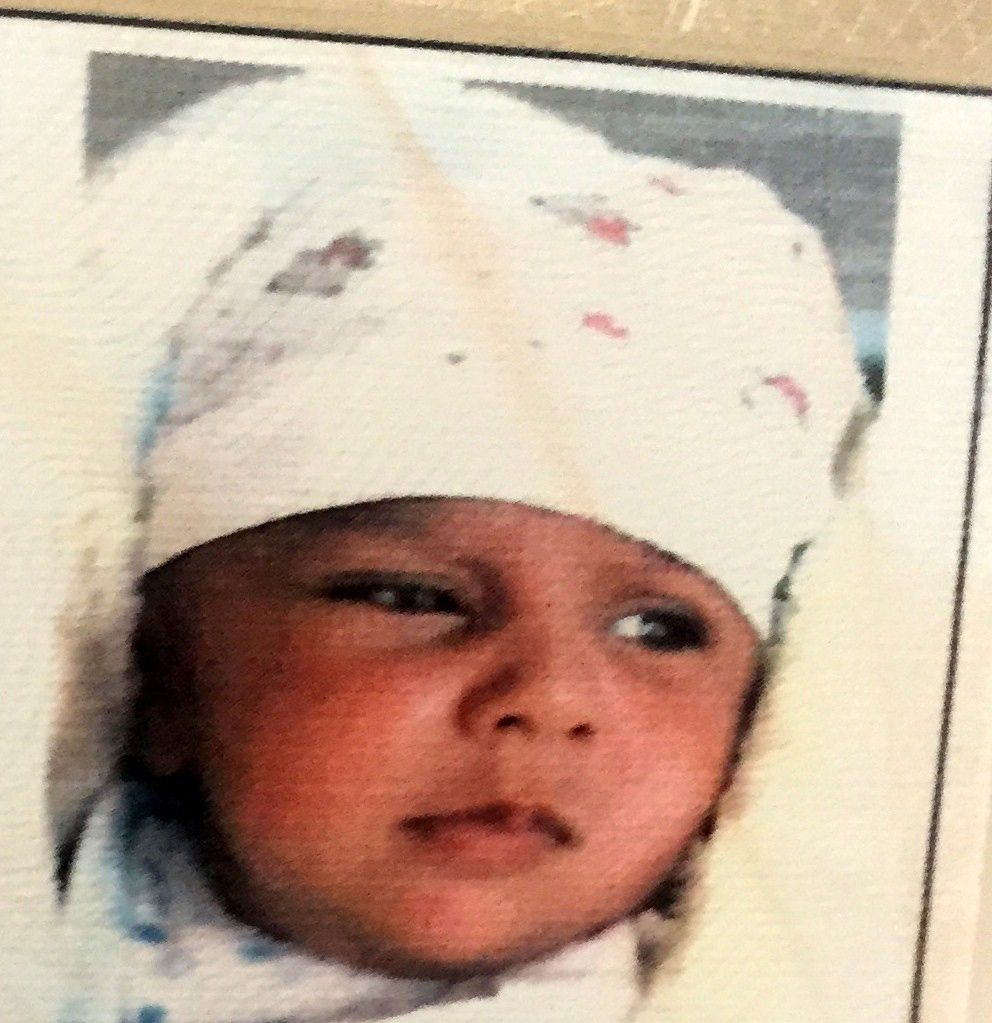 Çocuk gelinin bebeğinin hastanede feci ölümü! Anne gözyaşlarına boğuldu