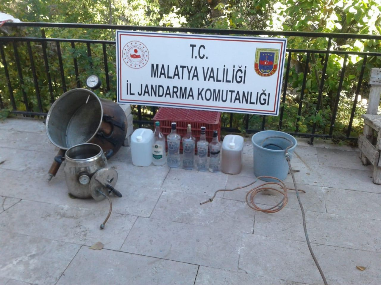 Malatya'da kaçak içki operasyonu