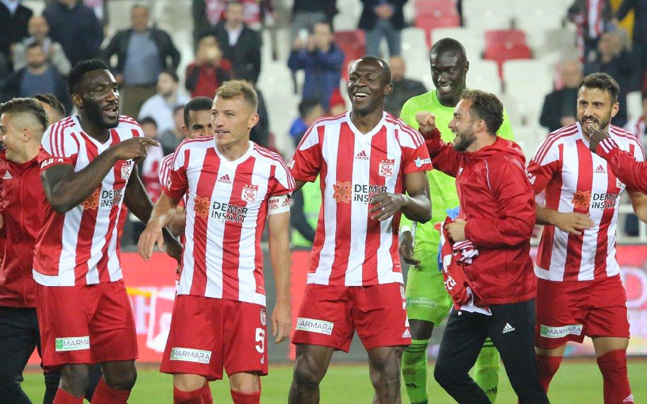 Sivasspor, 10 sezon sonra liderlik koltuğuna oturdu