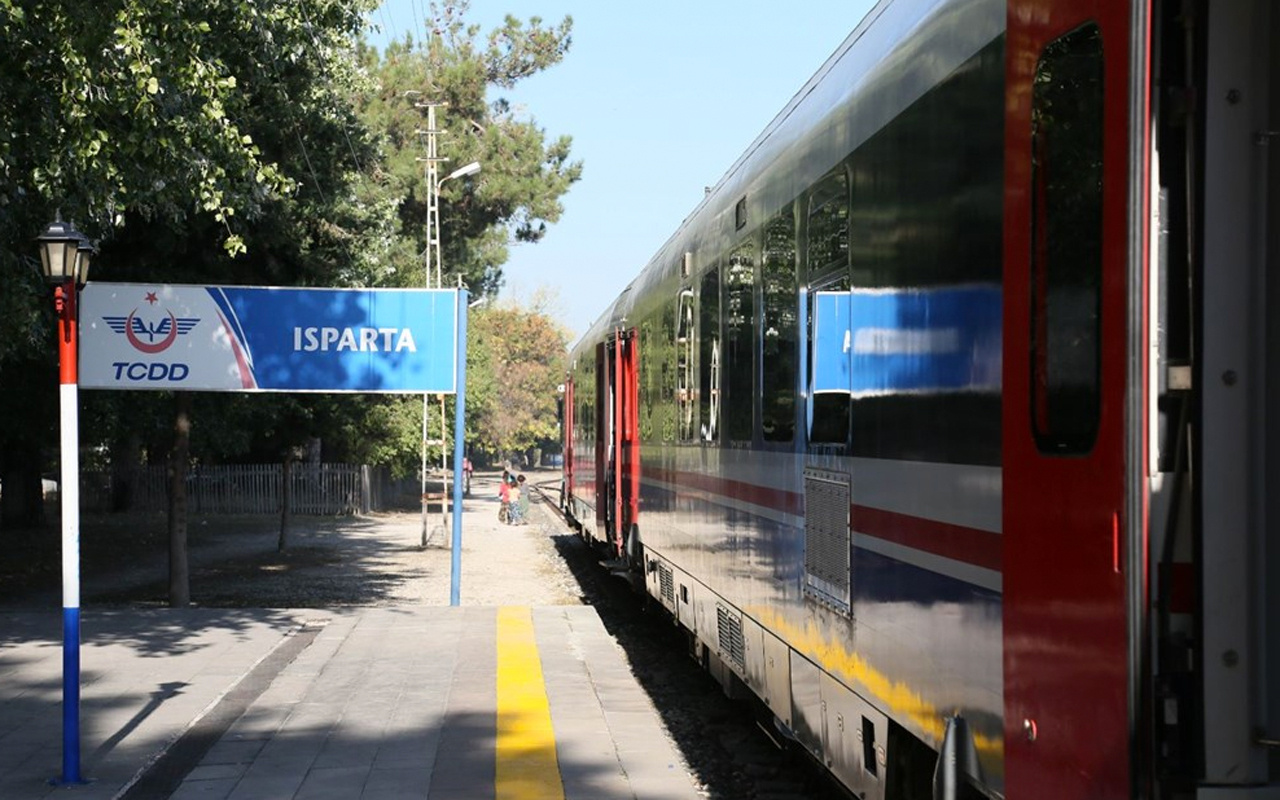 İzmir -Isparta tren bileti fiyatları TCDD Göller Ekspresi tren saatleri