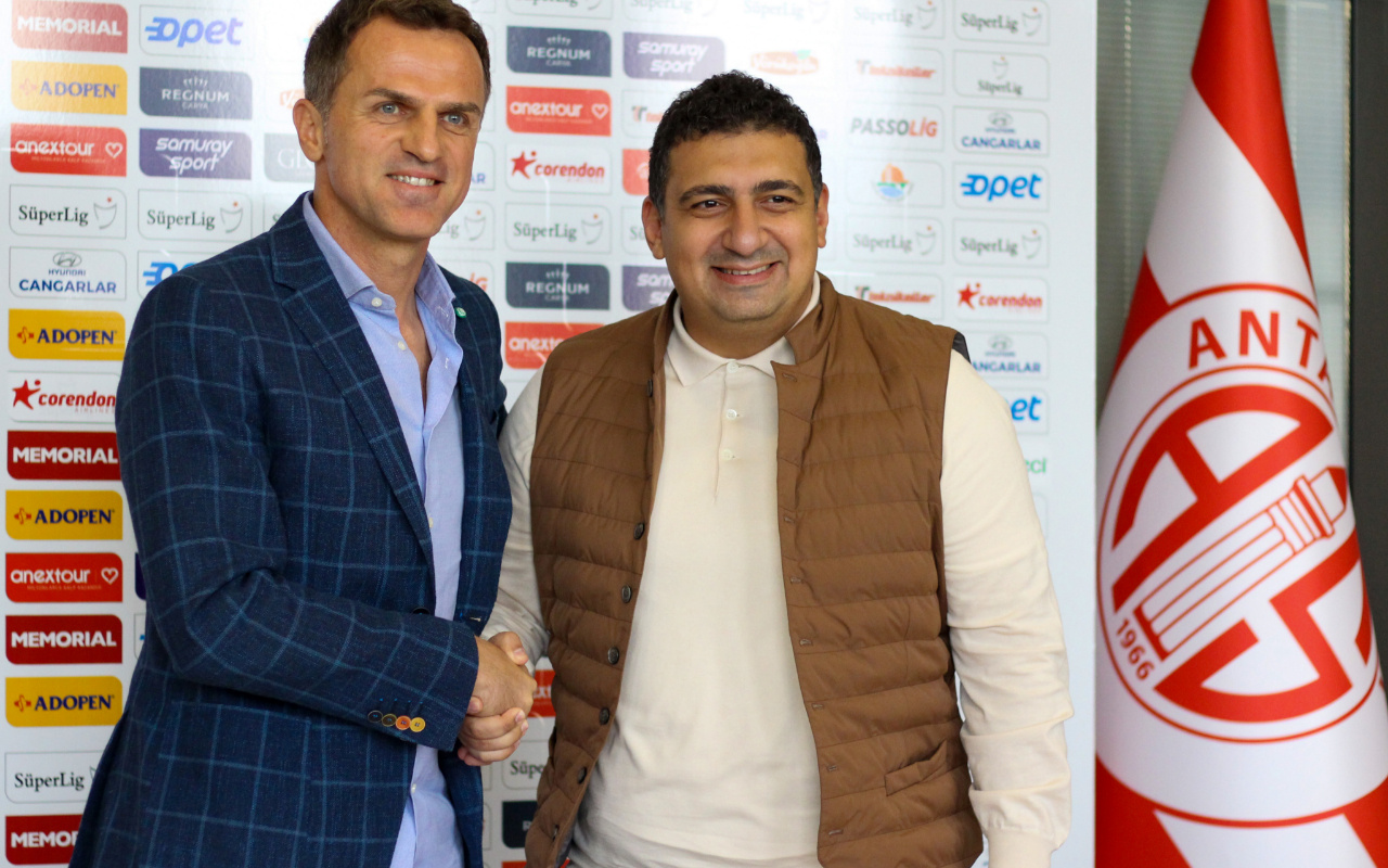 Antalyaspor, Stjepan Tomas ile 2.5 yıllık sözleşme imzaladı